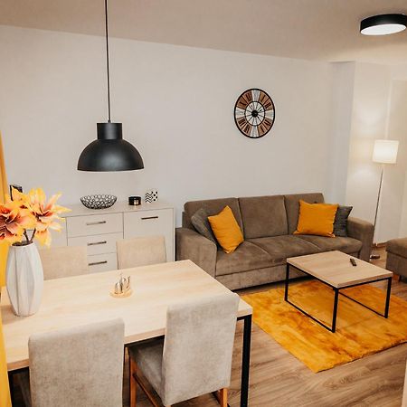 Old Town City Center Apartment 2 - Private Parking Included Košice Exterior foto