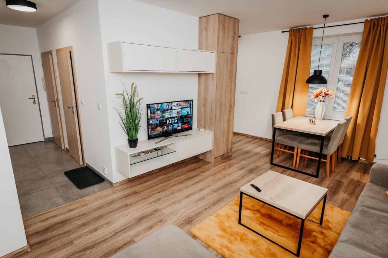 Old Town City Center Apartment 2 - Private Parking Included Košice Exterior foto