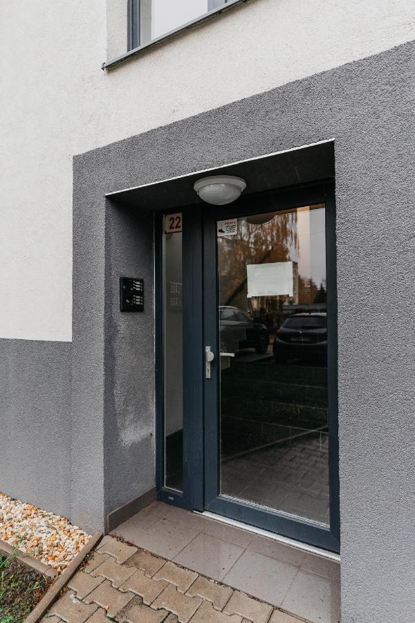 Old Town City Center Apartment 2 - Private Parking Included Košice Exterior foto