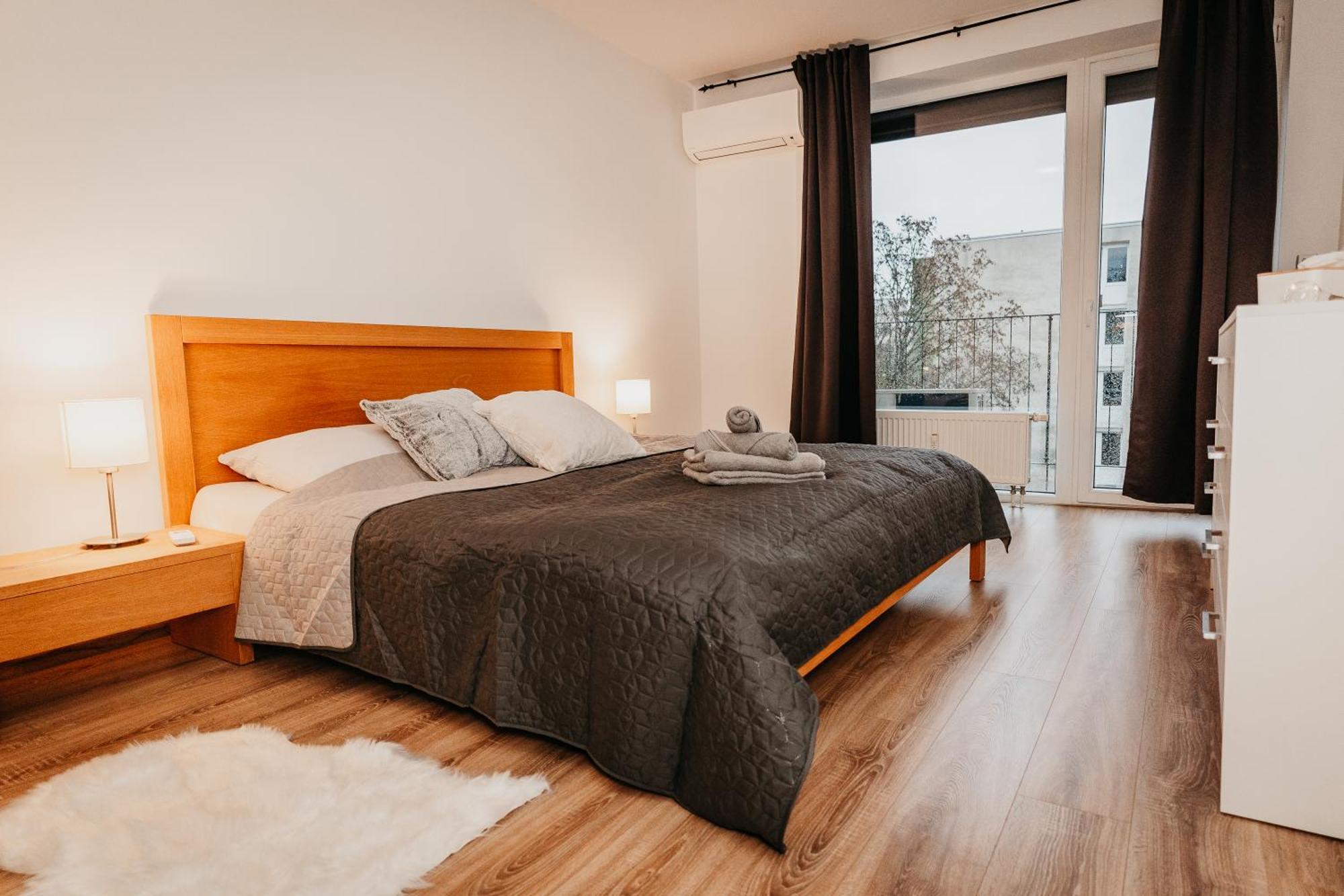 Old Town City Center Apartment 2 - Private Parking Included Košice Exterior foto